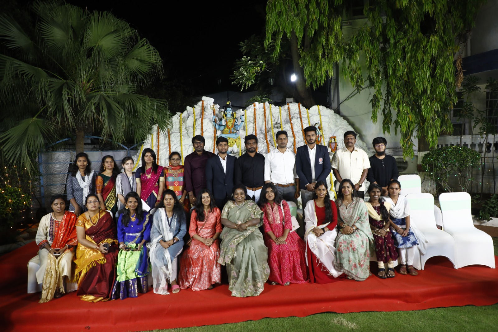 NSS PO & Students with Governor Tamilisai Soundararajan